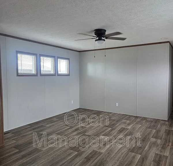 3300 Voight Blvd #422 — Photo 10