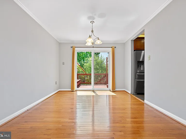 13604 Wisteria Dr — Photo 14