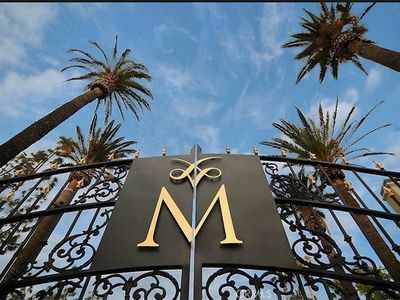 21500 Burbank Blvd APT 112, Woodland Hills, CA, 91367