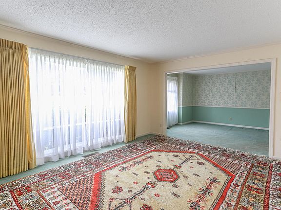 5th image of 5705 Queen Aire Ln