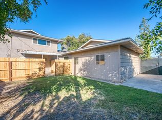5780 N 8th St #B, Fresno, CA 93710