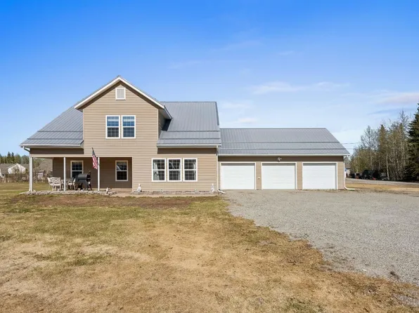 2135 Armorica Dr, North Pole, AK 99705