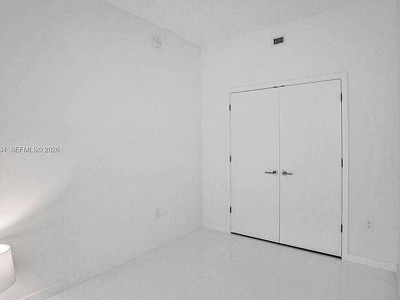3rd image of 851 NE 1st Ave #3510