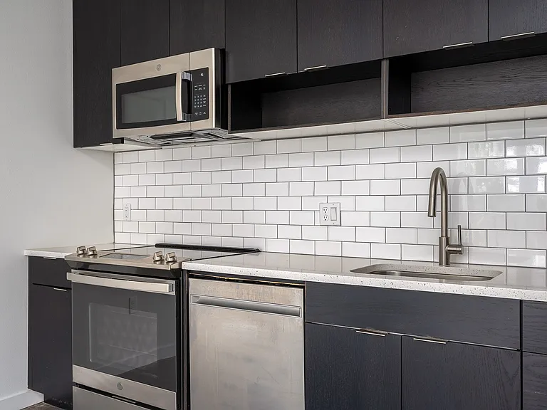 The Robert | Kitchen