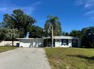 305 Bay Vista Ave, Osprey, FL 34229