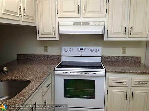 3rd image of 2605 Nassau Bnd APT C2