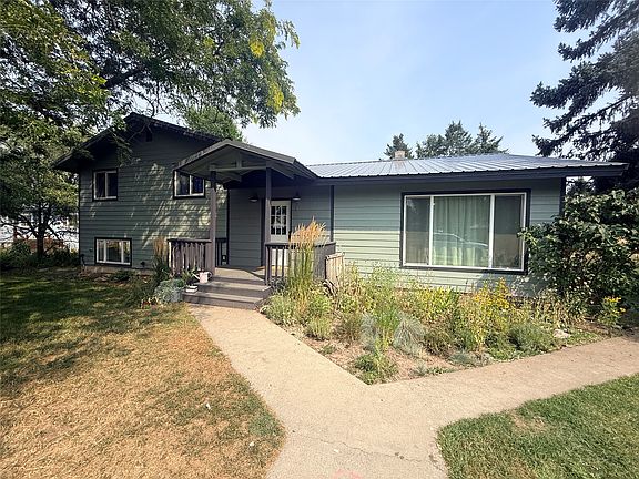 3rd image of 604 3rd St