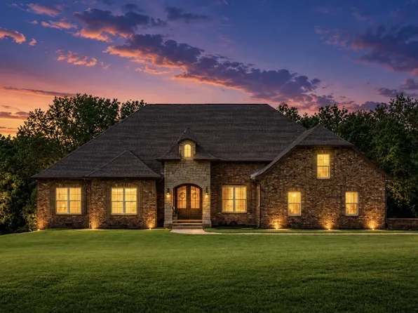 2447 Pleasant View Rd, Pleasant View, TN 37146