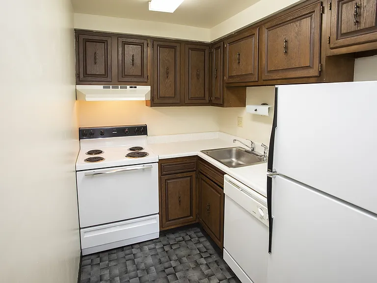 Markvue Apartments — Photo 5
