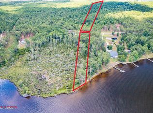 5482 Creek Pointe Rd, Grantsboro, NC 28529