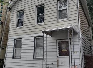 194 Ridge St, Newark, NJ 07104
