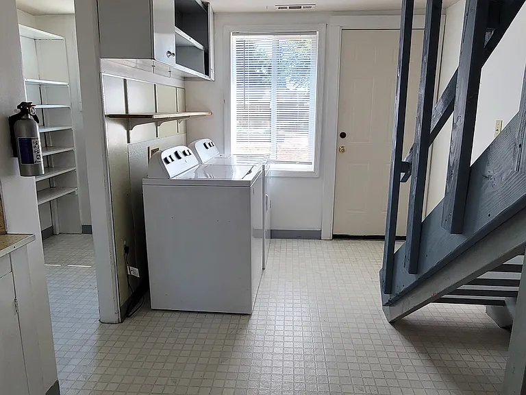 482 Harrison St — Photo 12
