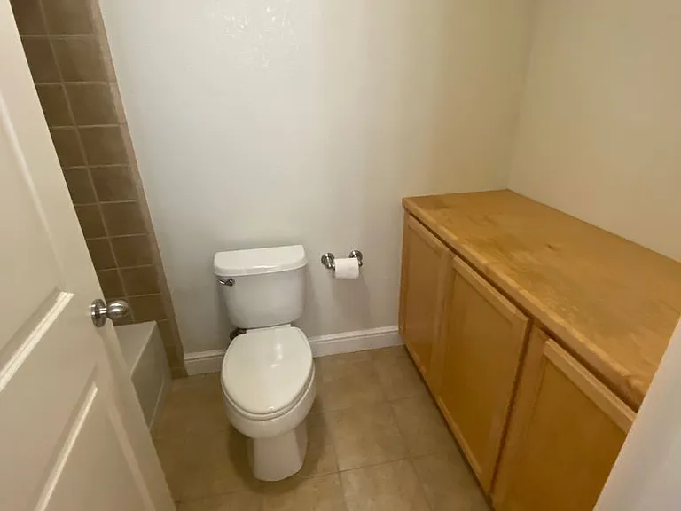 3035 Hastings Way — Photo 14
