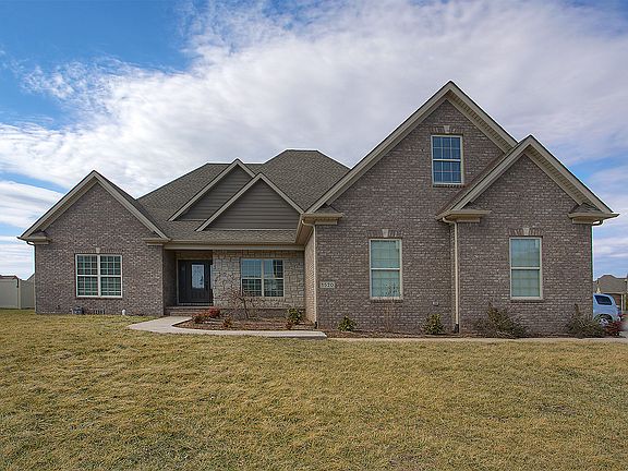 3rd image of 1520 Southern Sky Cir