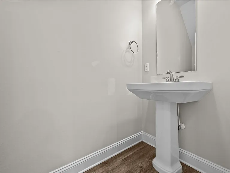 211 N Stingray Ln — Photo 10