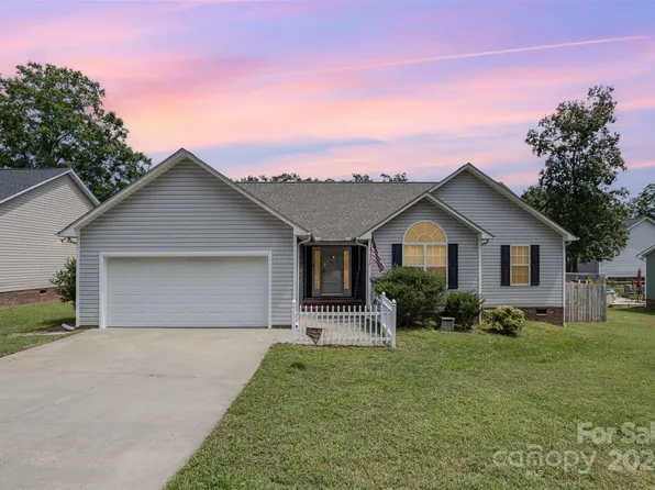 736 Washington Ln, Kannapolis, NC 28083