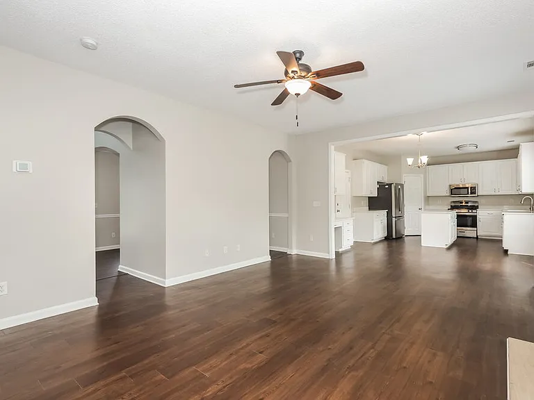 5000 Dockside Dr — Photo 6
