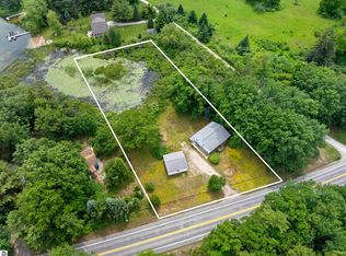4091 N Scenic Hwy, Honor, MI 49640