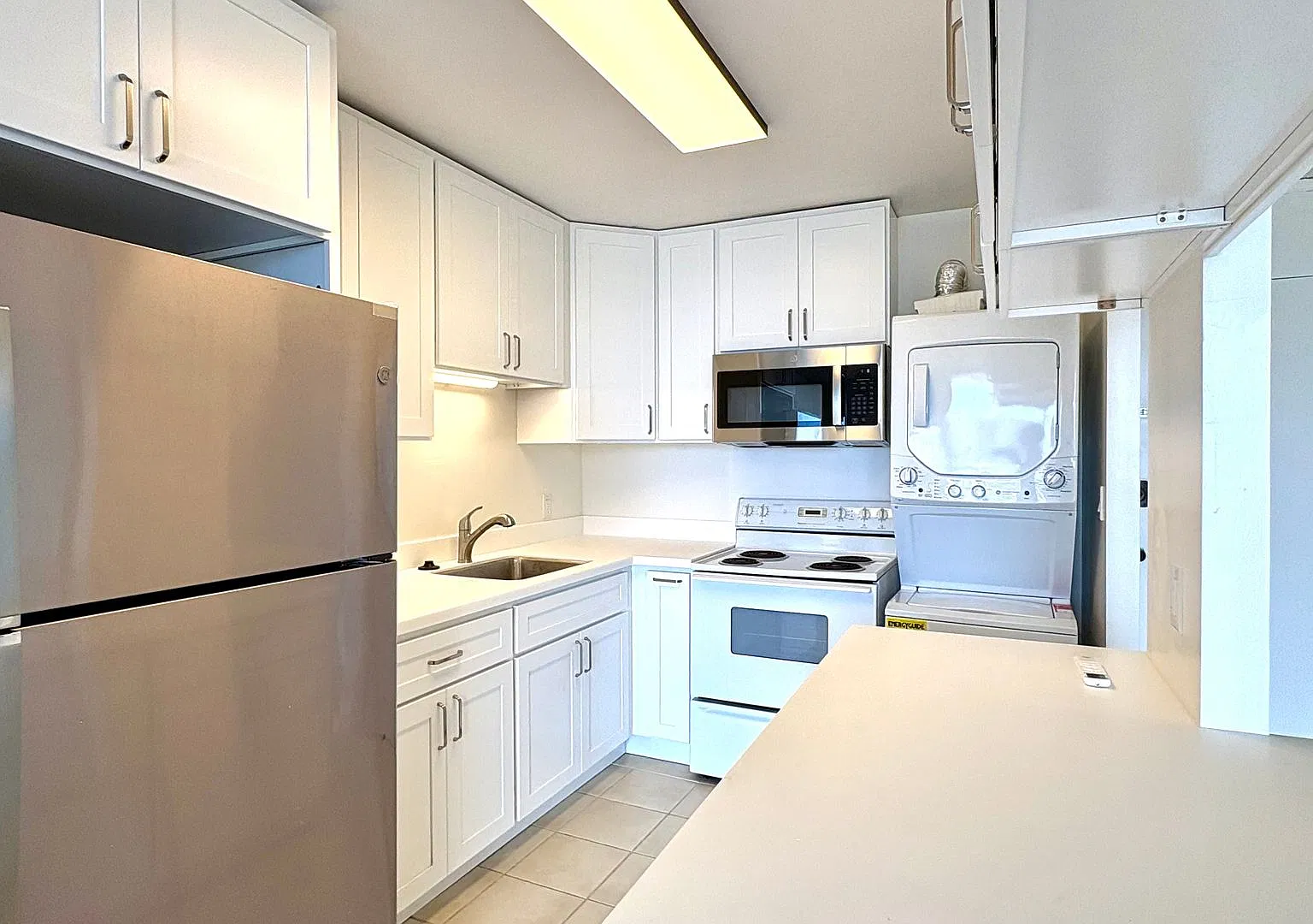 670 Prospect St — Photo 3