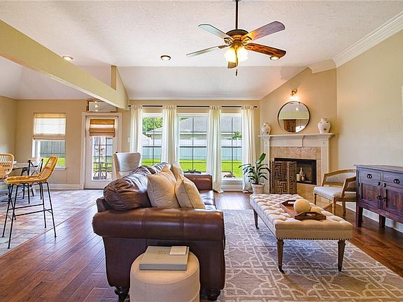 5th image of 114 Oak Fern Ct