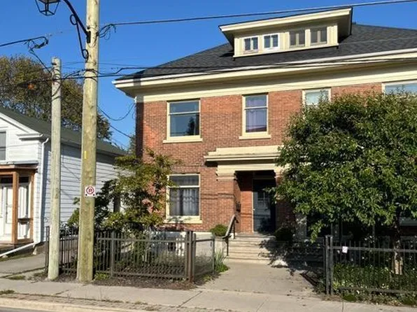 324 George St #2, Cobourg, ON K9A 3M1