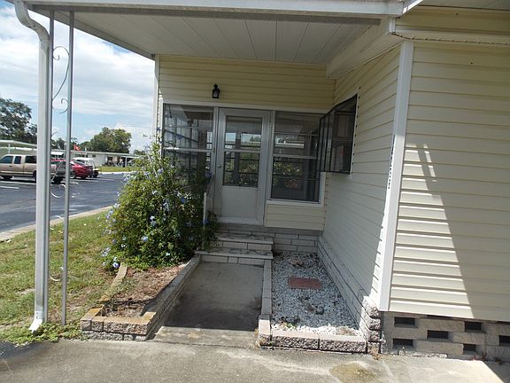 5th image of 14238 Bond St
