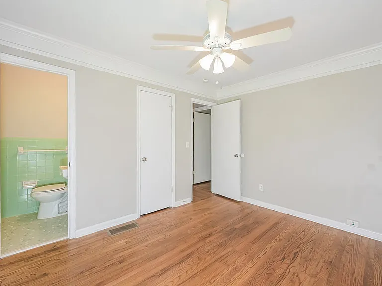 43 Pool Cir — Photo 8