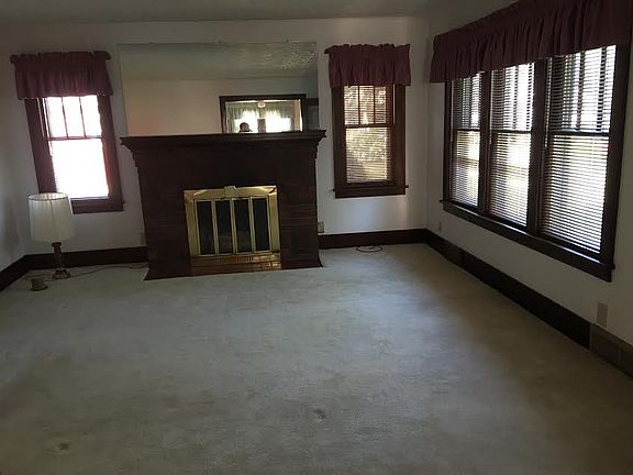 2nd image of 214 Ideal St