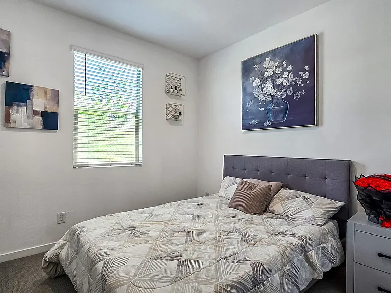 8820 W Agora Ln — Photo 18