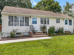 1434 Washington Ave, Pompton Lakes, NJ 07442