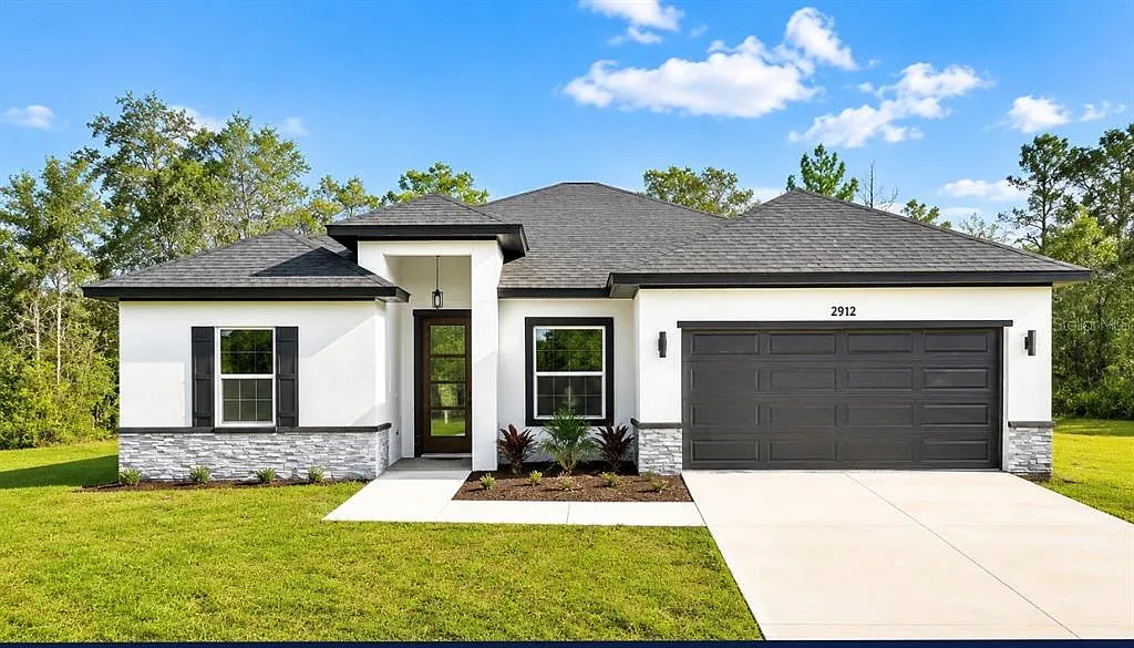 4 bed, 2.0 bath, 1622 sqft, $2,350 — Photo 1