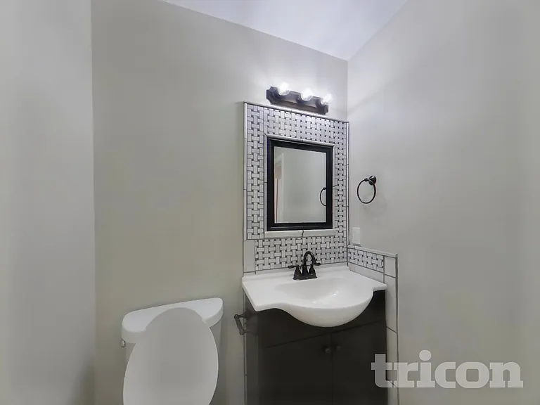 6009 Plateau Ct — Photo 14