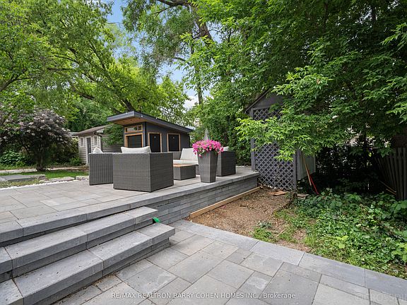 3rd image of 12 Fairfield Rd