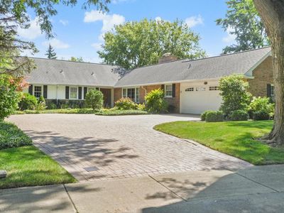 821 Woodbine Ln, Northbrook, IL, 60062
