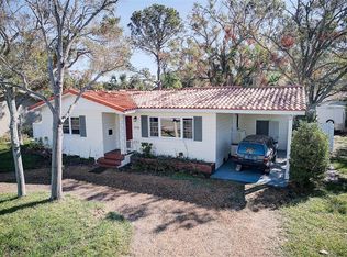 3743 Overlook Dr NE, Saint Petersburg, FL 33703