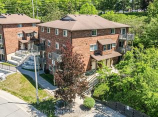 3 Sawmill Rd #2, Barrie, ON L4N6X3