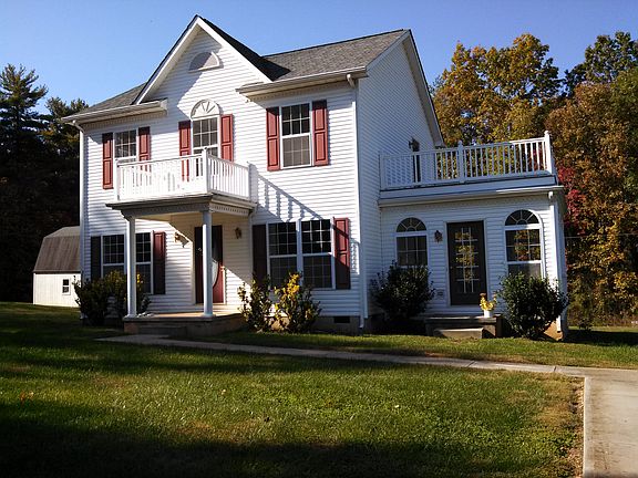 Side view showing sunroom 
