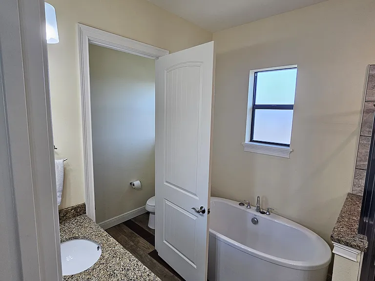 123 Harding Ave — Photo 20