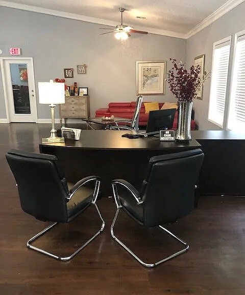 Regal Vista — Photo 10