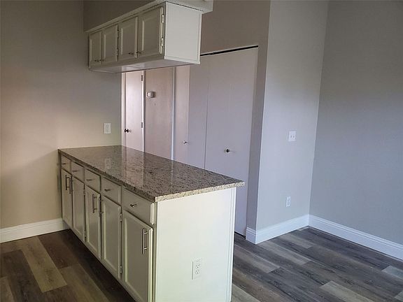 5th image of 3801 14th St APT 1807