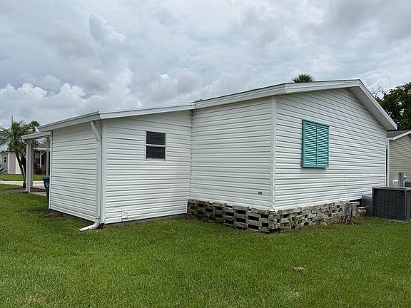 3rd image of 215 Rotterdam Ave