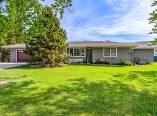 2390 Spruce Ave, Washington, IA 52353