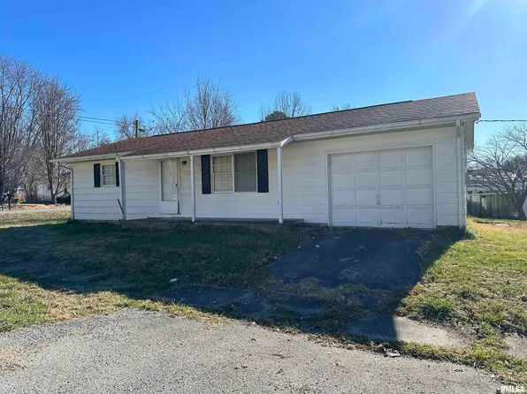 1610 Benton Ave, Johnston City, IL 62951