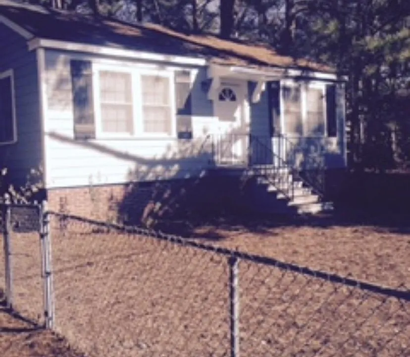 340 Woody Dr
