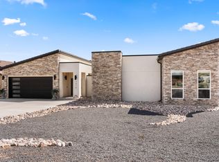 1514 21st Ave SE, Rio Rancho, NM 87124