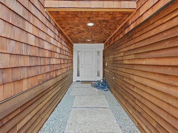 2nd image of 7418 Fair Oaks Ave APT G