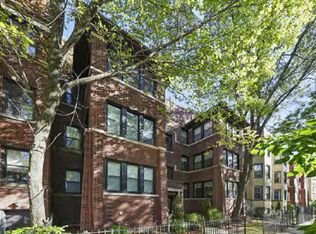 7645 N Bosworth Ave #2, Chicago, IL 60626