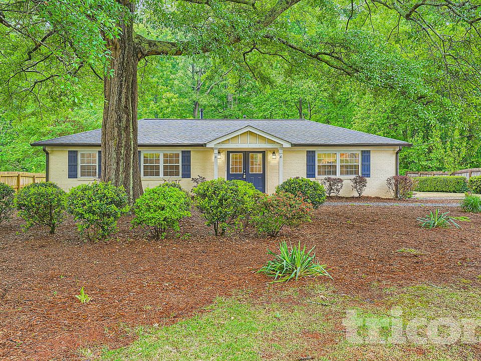 1st image of 2001 E Lake Dr