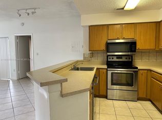 2445 SW 18th Ter APT 114, Fort Lauderdale, FL 33315