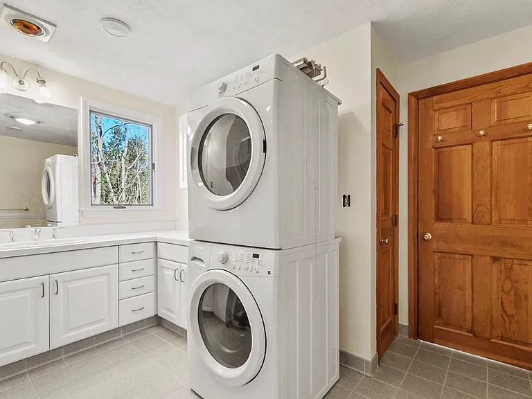 72 Cambridge Rd #2 — Photo 8